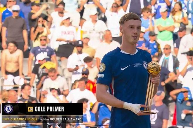 多特蒙德门将多次救险，当选全场最佳球员，文化虽然.